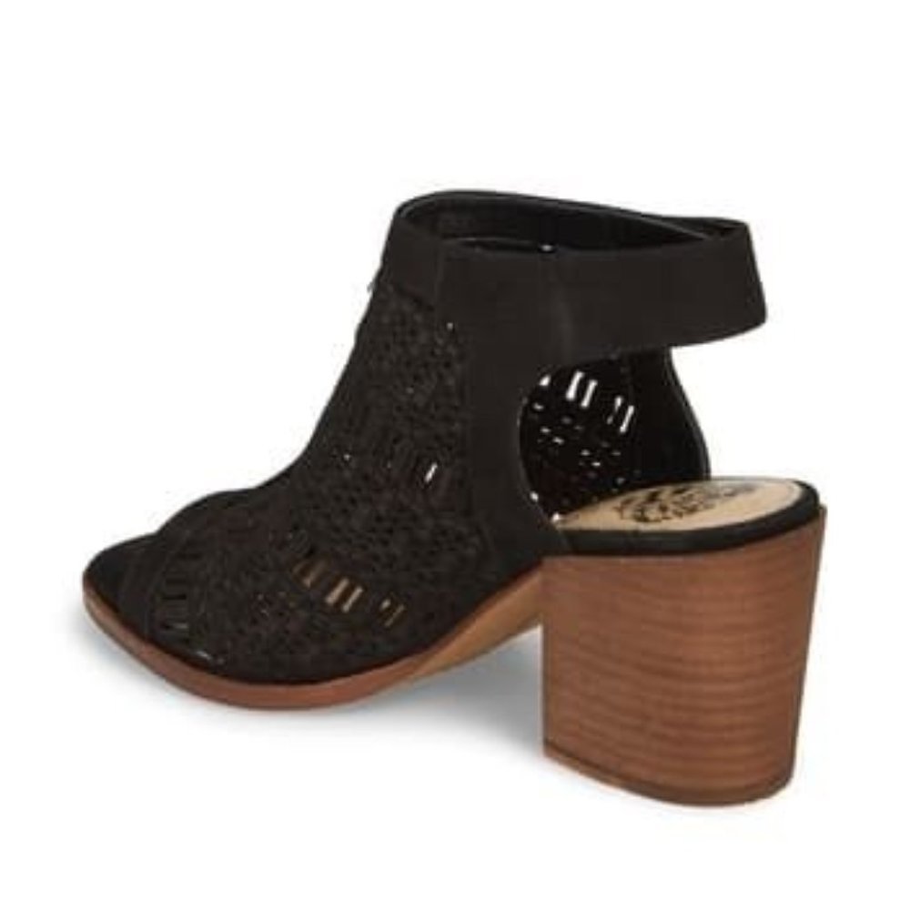 Vince Camuto BNWT Sandals Black "Keannie" - Picture 3 of 13